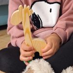 Jirafa de madera, silueta para niños de todas las edades