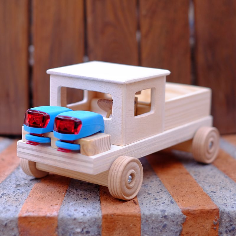 Camión molón - faros azules