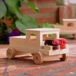 camión molón, de madera, faros LED y carga a elegir, regalo especial para hombres