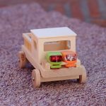 Camión molón - faros naranja y verde