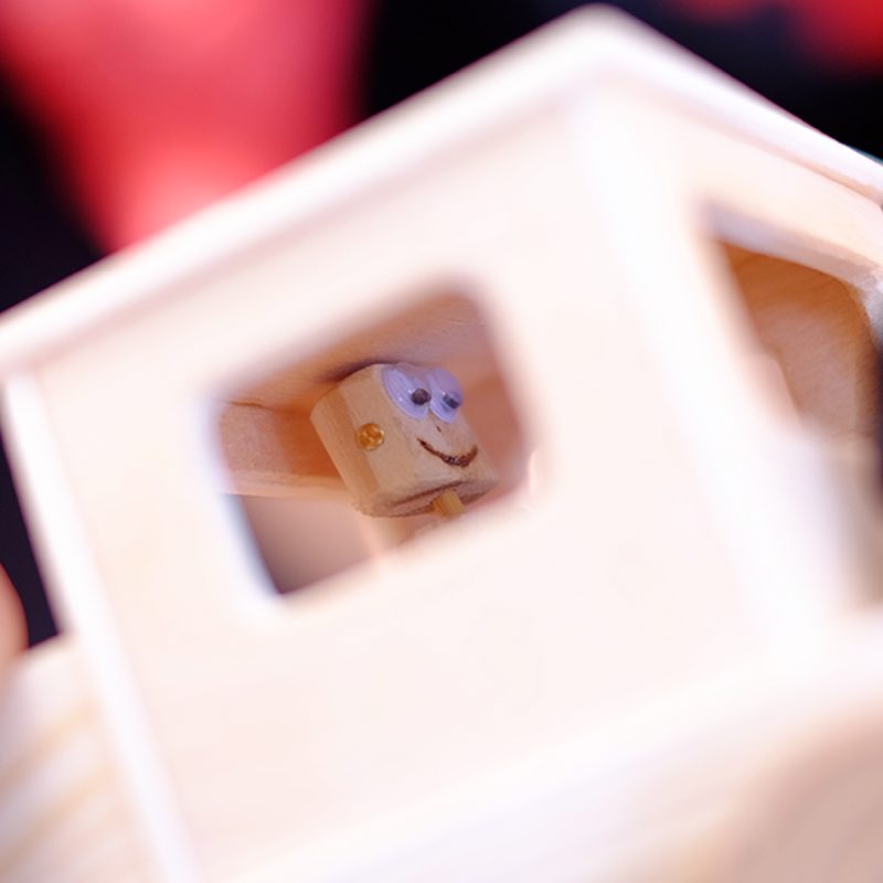 Camión molón - faros negros