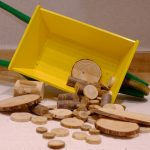 Carretilla amarilla con carga