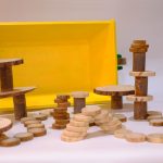 Carretilla amarilla con carga