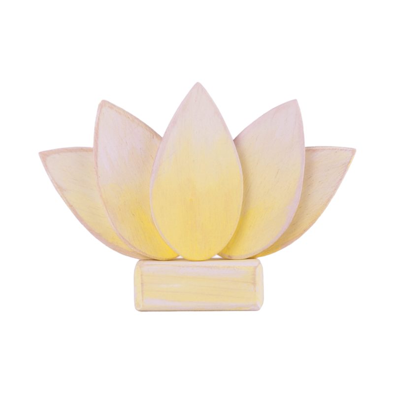 Flor de loto amarilla de 5 pétalos