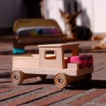 Camión molón - faros fucsia