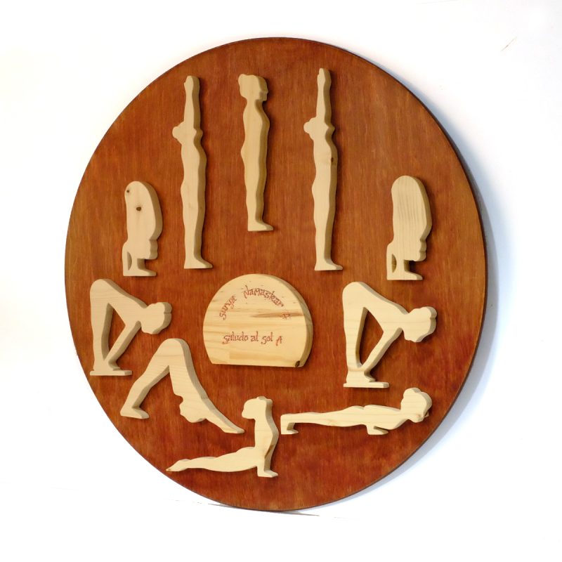 Saludo al sol sobre tabla redonda, secuencia completa